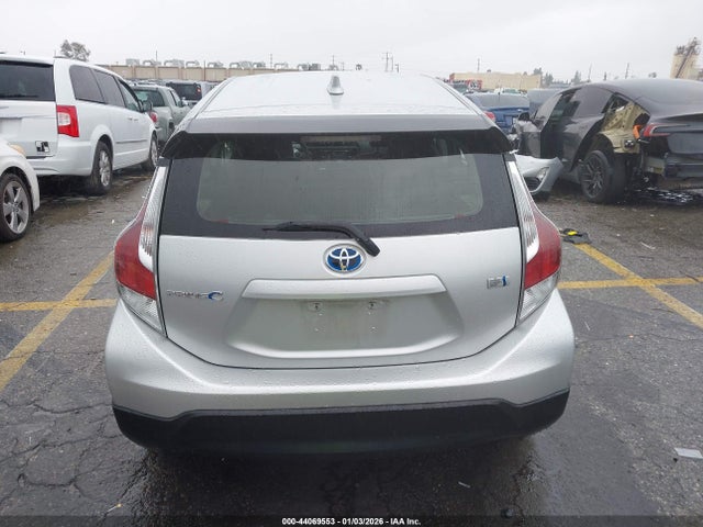 Продаж на аукціоні авто 2017 Toyota Prius C Three, vin: JTDKDTB34H1593390, номер лоту: 44069553