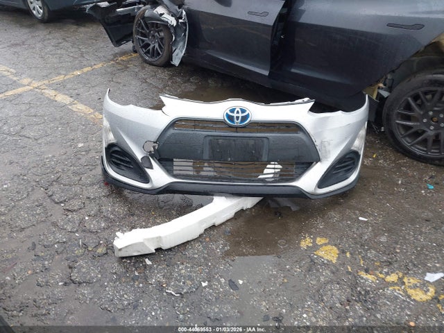 Продаж на аукціоні авто 2017 Toyota Prius C Three, vin: JTDKDTB34H1593390, номер лоту: 44069553