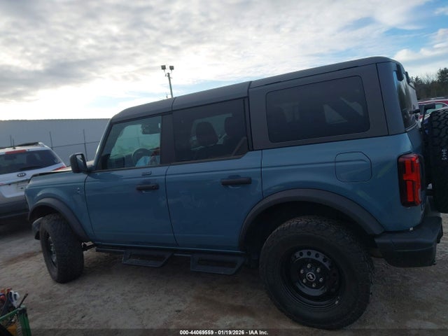 Продажа на аукционе авто 2023 Ford Bronco Black Diamond, vin: 1FMEE5DP8PLC16758, номер лота: 44069559