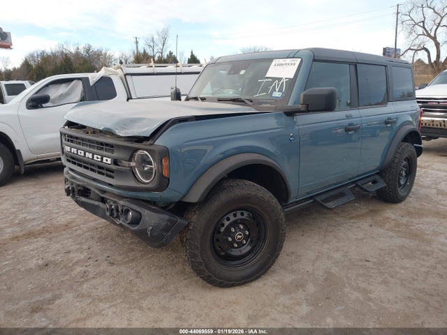 Продажа на аукционе авто 2023 Ford Bronco Black Diamond, vin: 1FMEE5DP8PLC16758, номер лота: 44069559