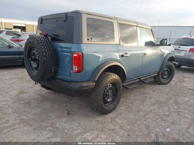 Продажа на аукционе авто 2023 Ford Bronco Black Diamond, vin: 1FMEE5DP8PLC16758, номер лота: 44069559