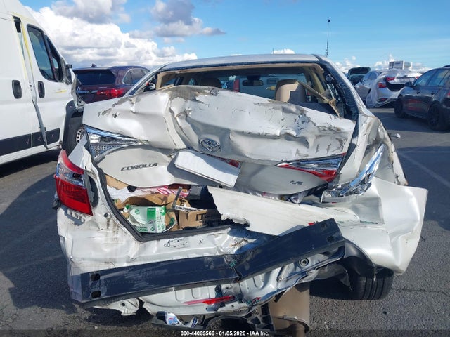 5YFBURHE0HP726671 Toyota COROLLA LE