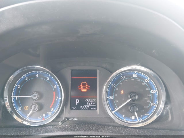 5YFBURHE0HP726671 Toyota COROLLA LE