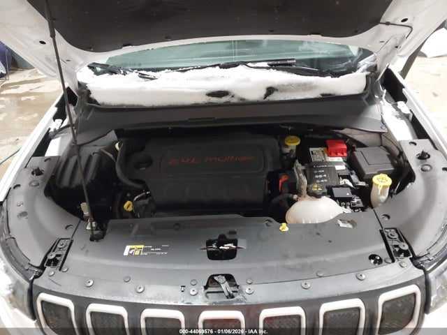 2022 JEEP COMPASS 3C4NJDBBXNT132184 Photo 9