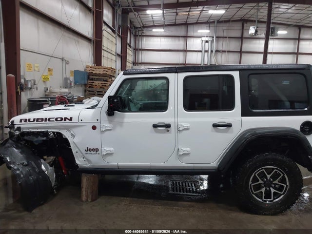 1C4PJXFNXTW185375 Jeep Wrangler 4-door Rubicon