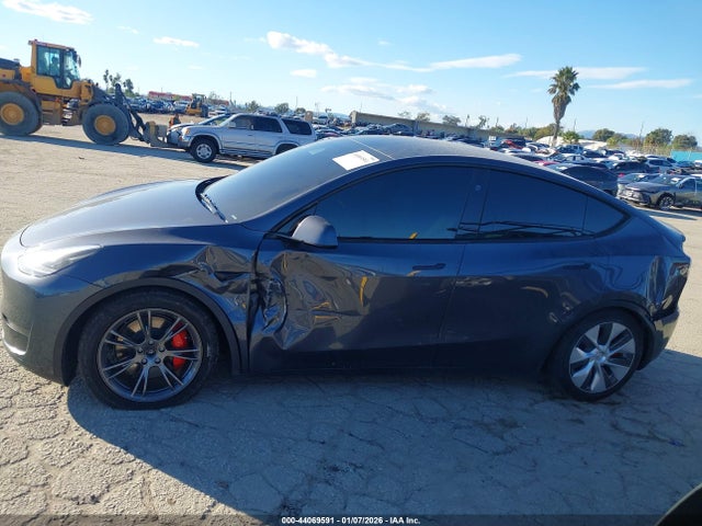 7SAYGDEF1PF958212 Tesla Model Y Performance Dual Motor All-wheel Drive