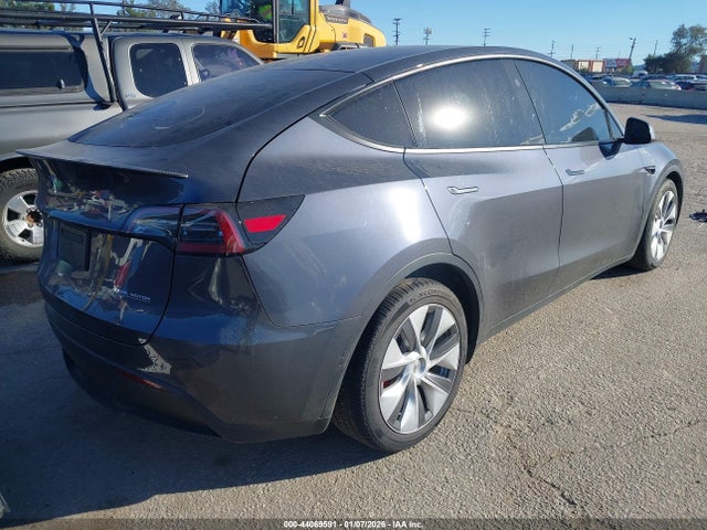 7SAYGDEF1PF958212 Tesla Model Y Performance Dual Motor All-wheel Drive