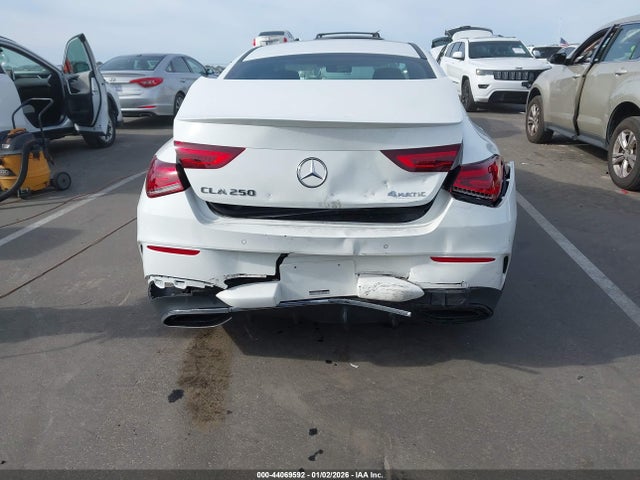 2022 MERCEDES-BENZ CLA 250 COUPE W1K5J4HB3NN314743 Photo 5