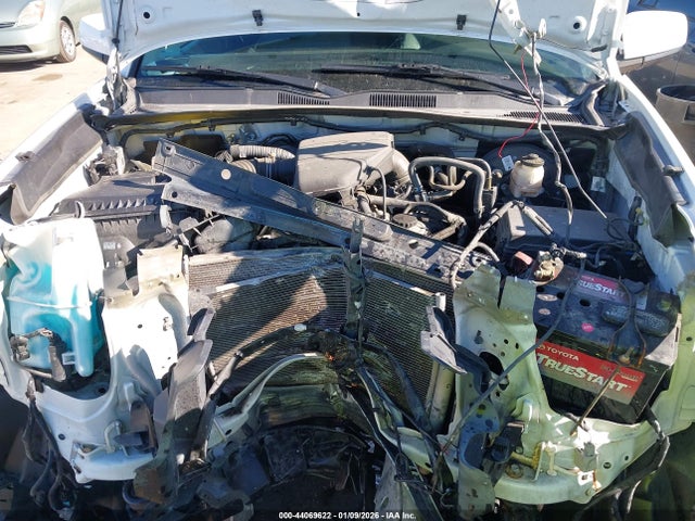 5TFAX5GN0HX101945 Toyota Tacoma Sr5