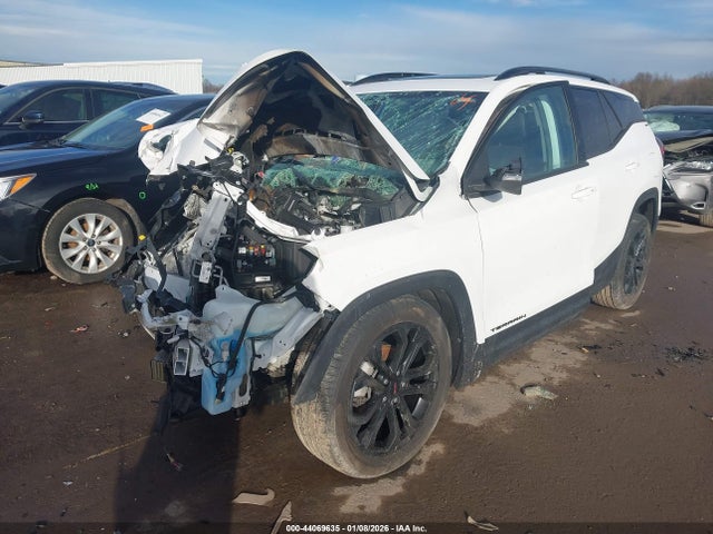 44069635 :رقم المزاد ، 3GKALVEV8NL239730 vin ، 2022 Gmc Terrain Awd Slt مزاد بيع