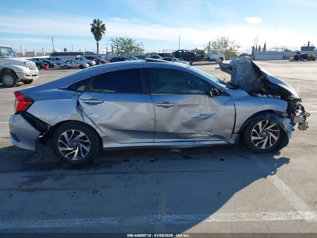 Продаж на аукціоні авто 2016 Honda Civic Ex, vin: 19XFC2F79GE001490, номер лоту: 44069710