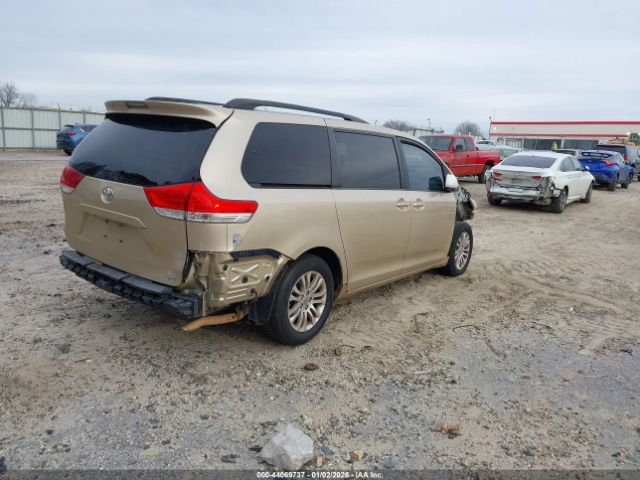 2011 TOYOTA SIENNA 5TDYK3DCXBS124148 Photo 3