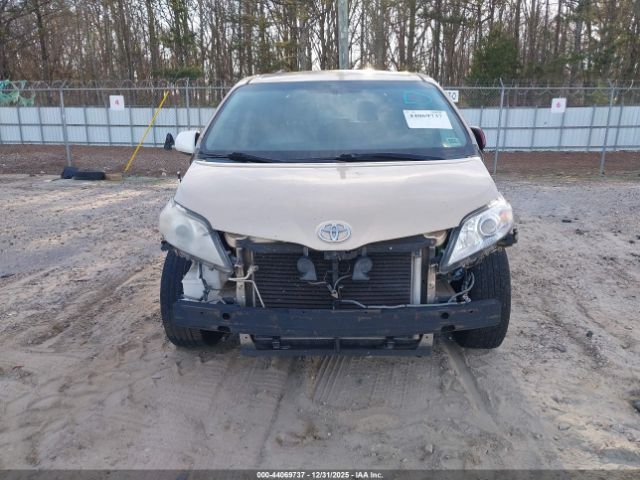 2011 TOYOTA SIENNA 5TDYK3DCXBS124148 Photo 5