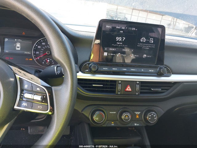 3KPF24AD7RE747774 KIA Forte Lxs