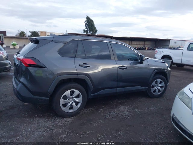 Toyota RAV4 LE 2021 2T3H1RFV4MW143025 Image 13
