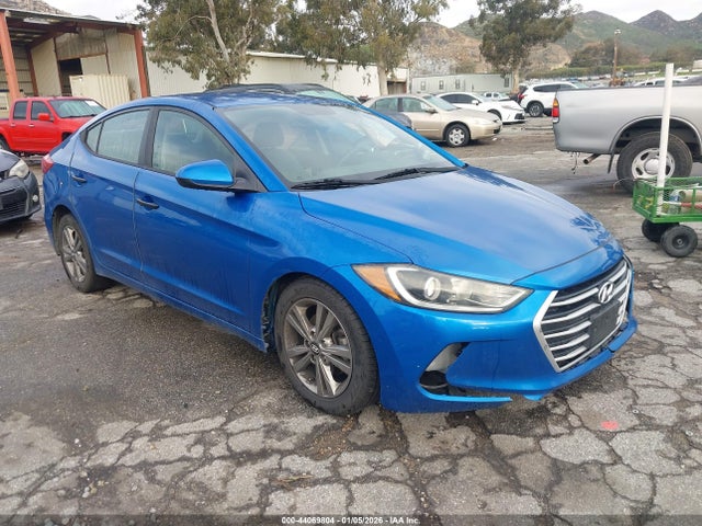 5NPD84LFXHH137592 Hyundai ELANTRA SE