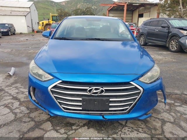 5NPD84LFXHH137592 Hyundai ELANTRA SE