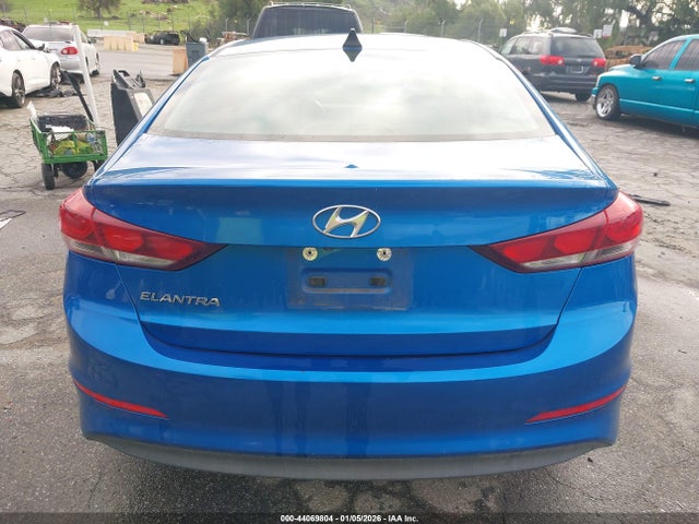 5NPD84LFXHH137592 Hyundai ELANTRA SE