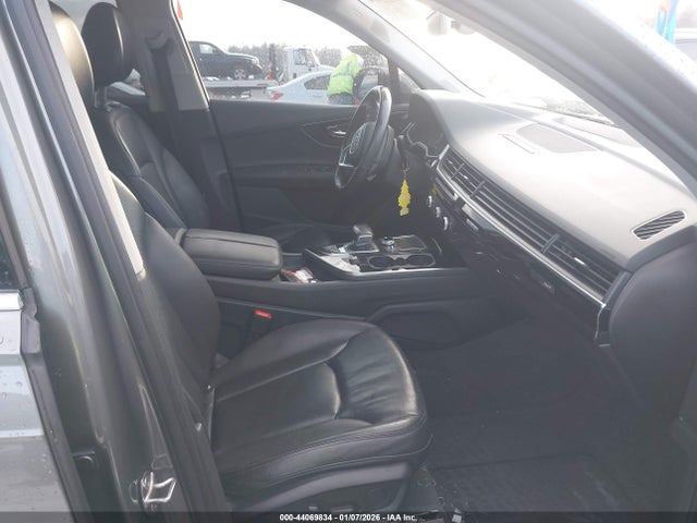 44069834 :رقم المزاد ، WA1LAAF71HD004531 vin ، 2017 Audi Q7 3.0t Premium مزاد بيع