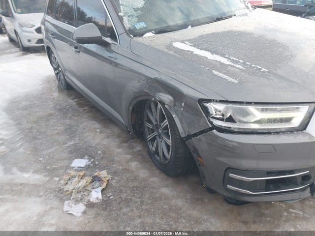 44069834 :رقم المزاد ، WA1LAAF71HD004531 vin ، 2017 Audi Q7 3.0t Premium مزاد بيع