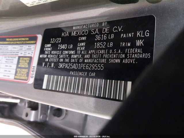 3KPA25AD1PE629555 KIA Rio 5-door S