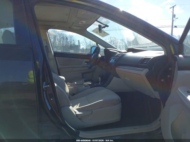 44069846 :رقم المزاد ، JF1GJAD65CH008185 vin ، 2012 Subaru Impreza 2.0i Premium مزاد بيع