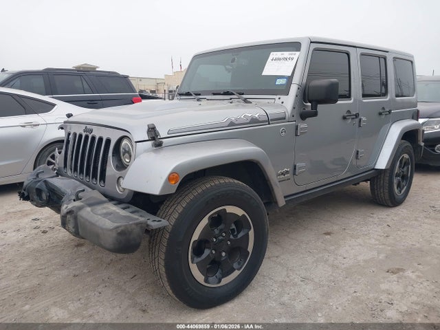 1C4HJWEG4EL214584 Jeep Wrangler Unlimited Polar Edition