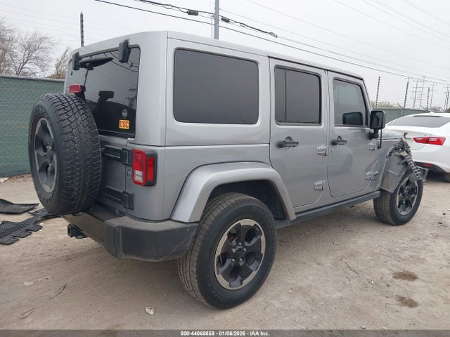 1C4HJWEG4EL214584 Jeep Wrangler Unlimited Polar Edition