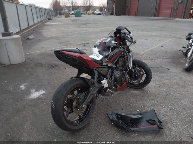 2021 KAWASAKI EX650 ML5EXEM10MDA38390 Photo 3