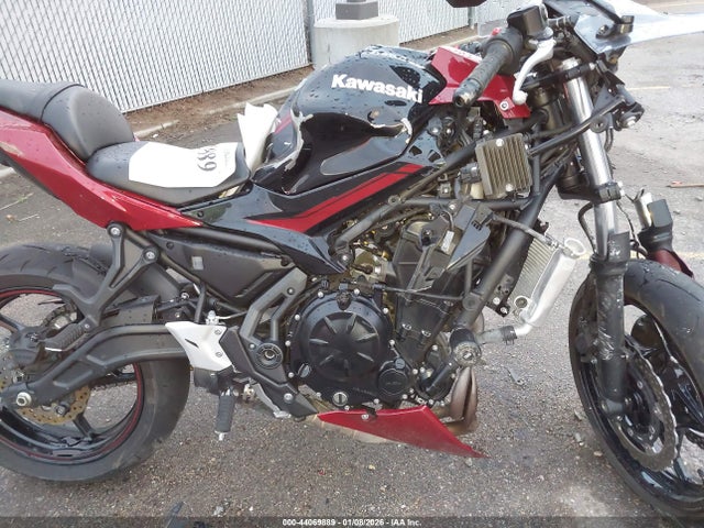 2021 KAWASAKI EX650 ML5EXEM10MDA38390 Photo 7