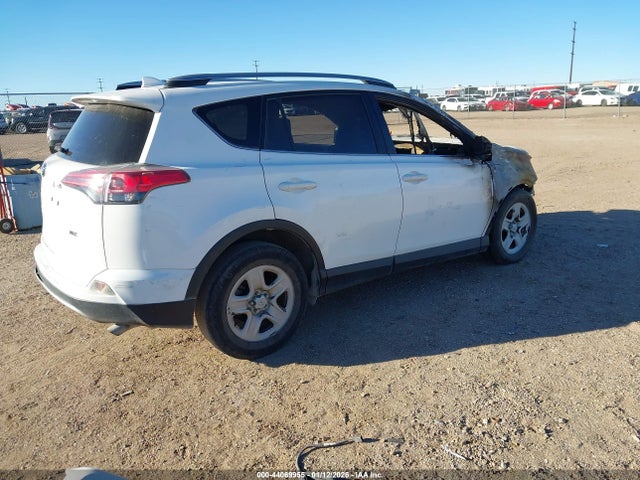 JTMWFREV7JJ740884 Toyota Rav4 Xle