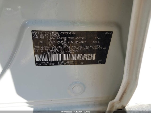 JTMWFREV7JJ740884 Toyota Rav4 Xle