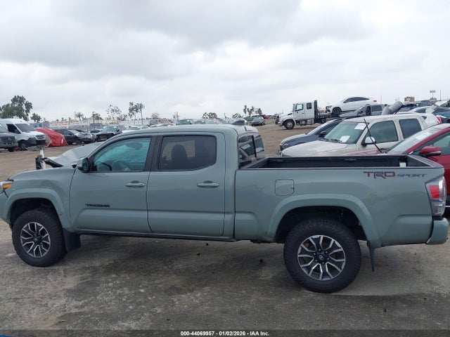 3TMBZ5DN8NM033799 Toyota Tacoma Trd Sport