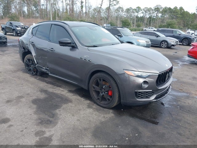 2022 MASERATI LEVANTE ZN661XUA8NX402686