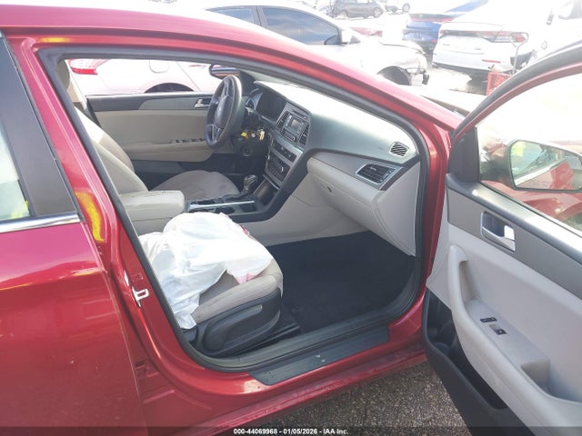 Hyundai Sonata 2016 5NPE24AF3GH396688 Image 5