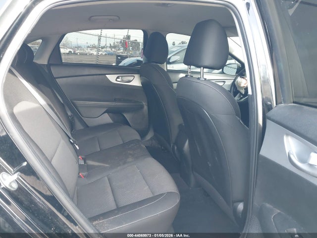 KIA Forte Lxs 2023 3KPF24AD9PE587717 Image 8