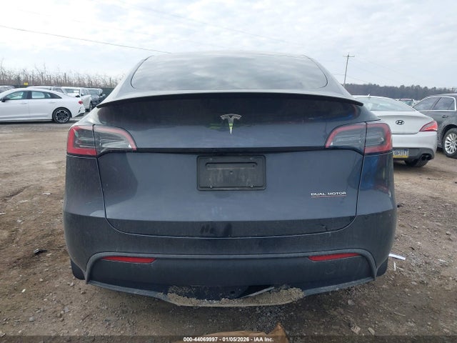 7SAYGDEF5RA330539 Tesla Model Y Performance Dual Motor All-wheel Drive