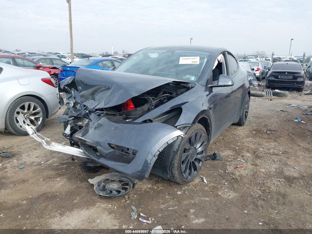 2024 TESLA MODEL Y 7SAYGDEF5RA330539 Photo 1