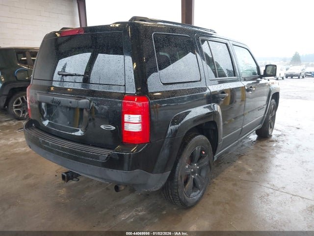 1C4NJPBA4FD264003 Jeep Patriot Altitude Edition