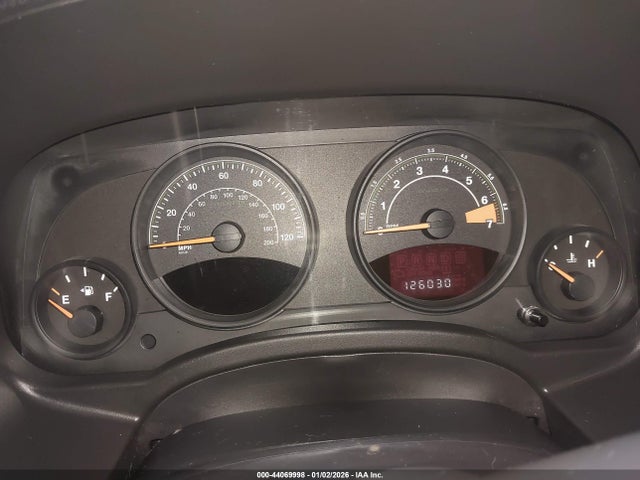 1C4NJPBA4FD264003 Jeep Patriot Altitude Edition