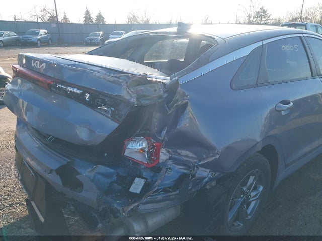 5XXG14J24NG112311 KIA K5 LXS