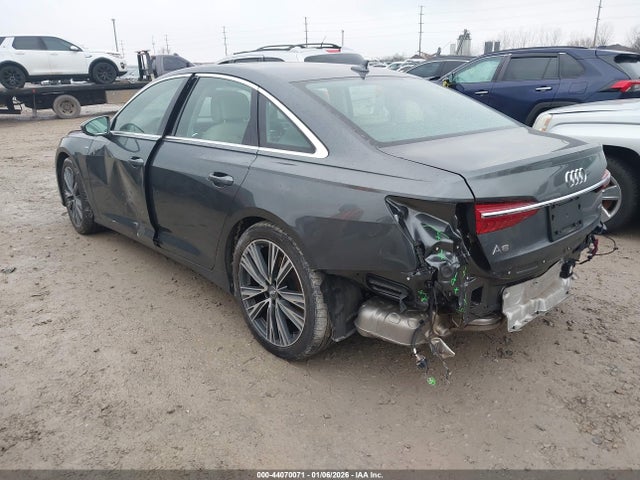 2019 AUDI A6 WAUM2AF2XKN089654 Photo 2
