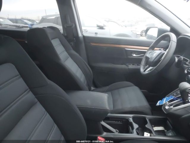 2017 HONDA CR-V 2HKRW2H5XHH632830 Photo 4