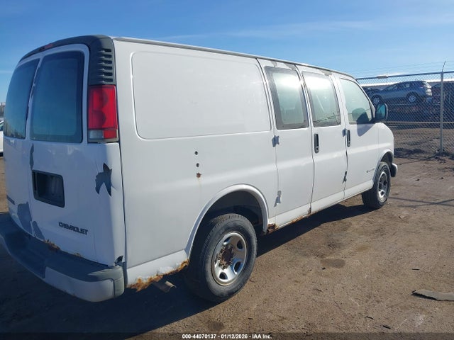 44070137 :رقم المزاد ، 1GCGG25RXX1076052 vin ، 1999 Chevrolet Express مزاد بيع