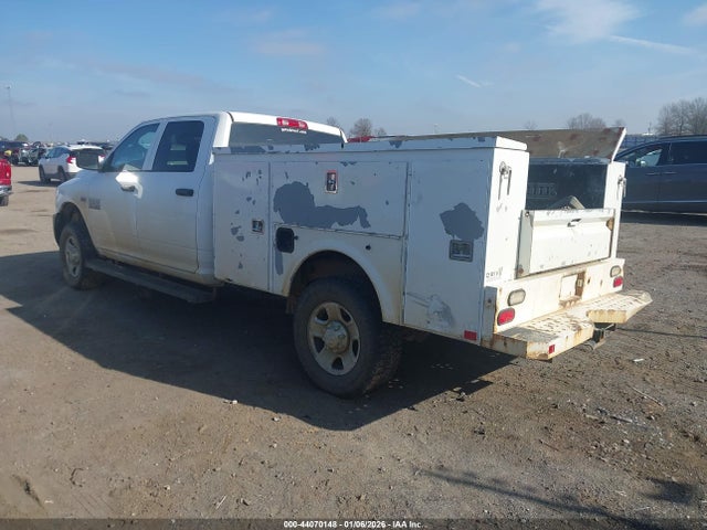 2015 RAM 2500 3C6TR5HT6FG689150 Photo 2