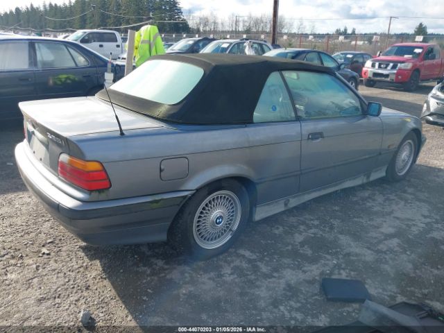 1995 BMW 325 WBABJ6329SJD41903 Photo 3