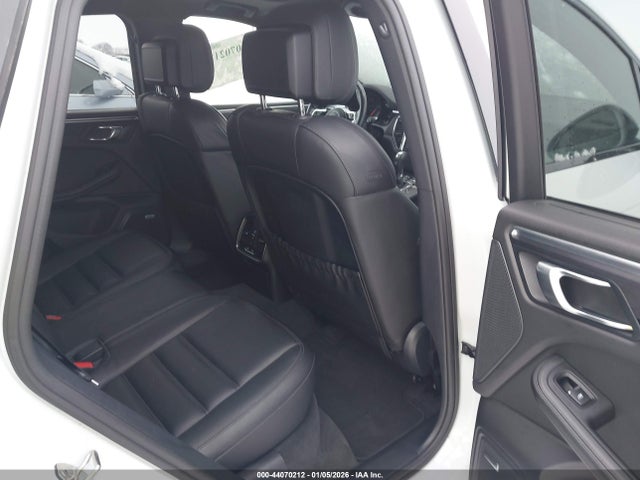 2017 PORSCHE MACAN WP1AG2A5XHLB51216 Photo 7