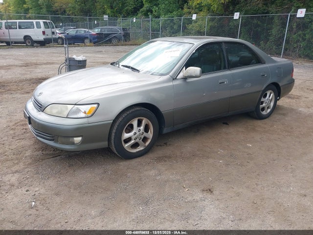2000 LEXUS ES 300 JT8BF28G3Y0288787 Photo 1