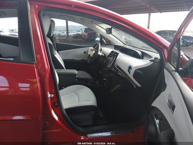 JTDKAMFU2M3127148 Toyota PRIUS XLE