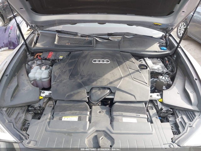 2021 AUDI Q8 WA1AVAF18MD031209 Photo 9
